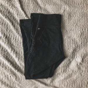 fabletics mila powerhold leggings !!!